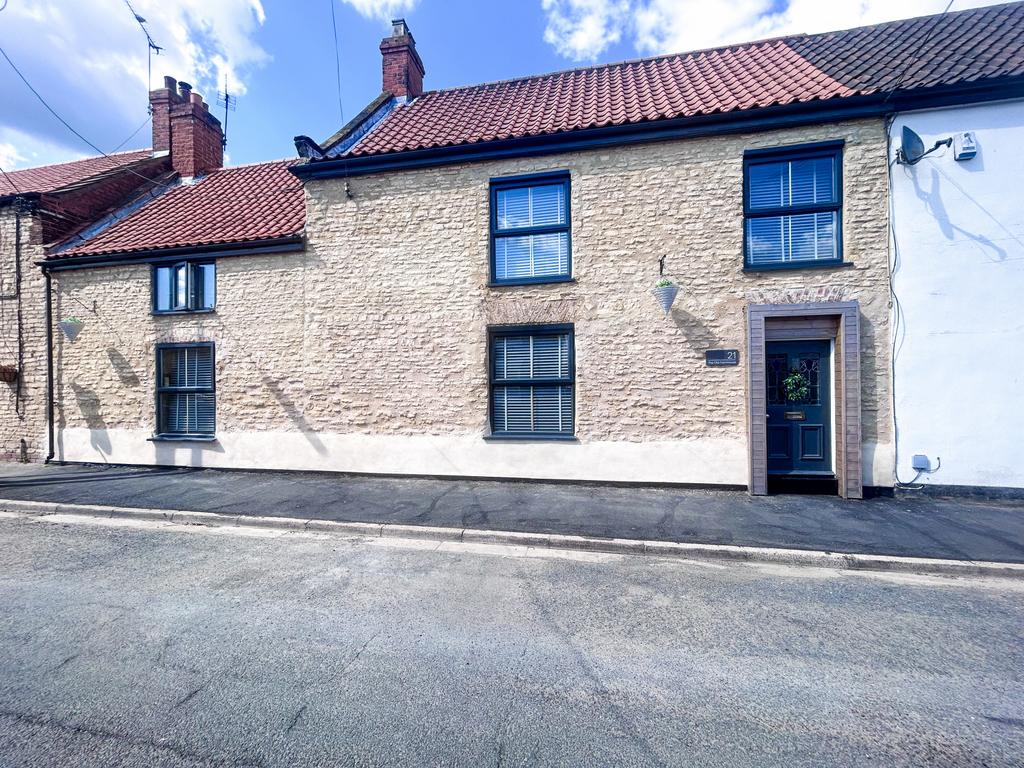Winterton, DN15 5 bed farm house for sale £355,000