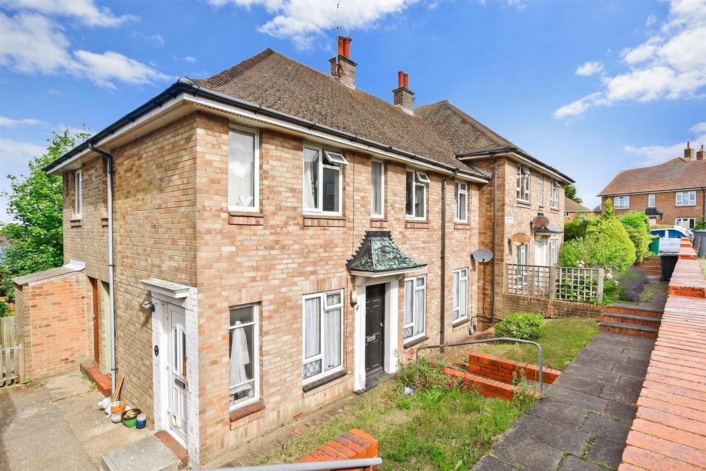 Hardwick Road, Hove, East Sussex 2 bed ground floor flat for sale £