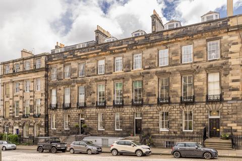 3 bedroom flat for sale, 12/1 Great Stuart Street, Edinburgh, EH3 6AP