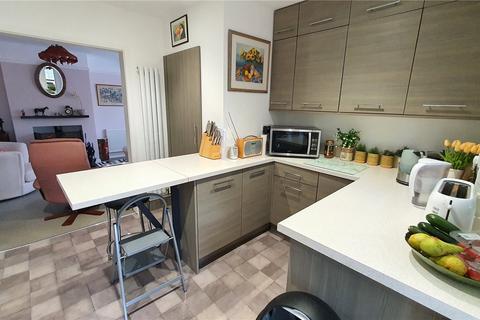 16 Lightgate Road, South Petherton, TA13 5AJ