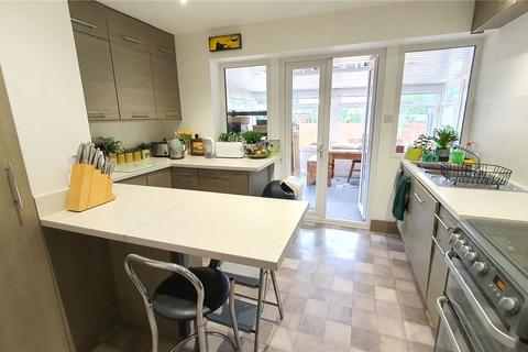 16 Lightgate Road, South Petherton, TA13 5AJ