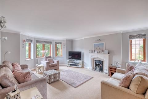 31 Beckett Road, Worcester, WR3 7NH
