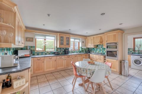 31 Beckett Road, Worcester, WR3 7NH