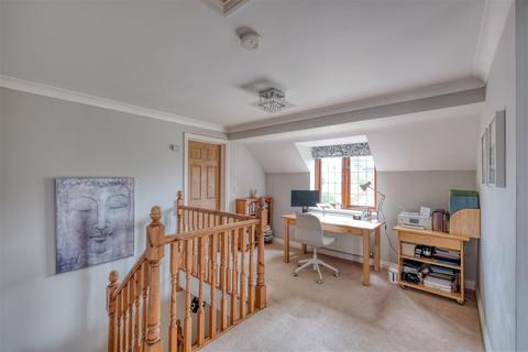 31 Beckett Road, Worcester, WR3 7NH
