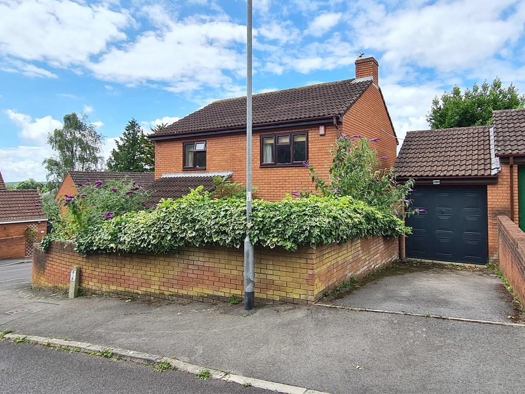 Rowley Road, Glastonbury, BA6 3 bed detached house for sale £349,950