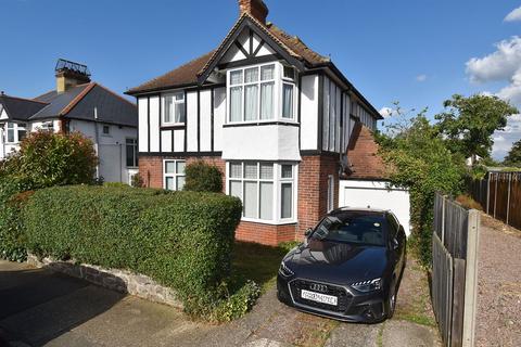 36 Baddlesmere Road, Whitstable, CT5 2LD
