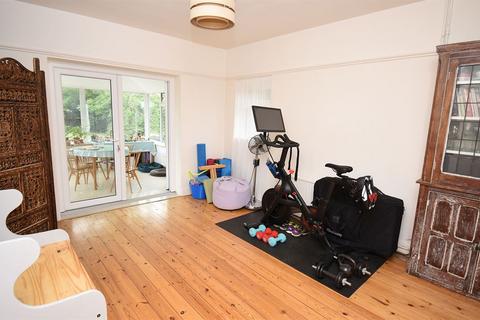 36 Baddlesmere Road, Whitstable, CT5 2LD