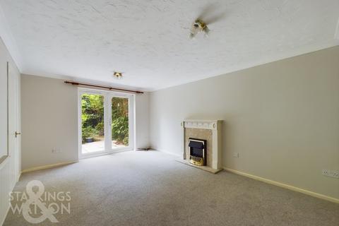 3 bedroom detached house for sale, John Childs Way, Bungay