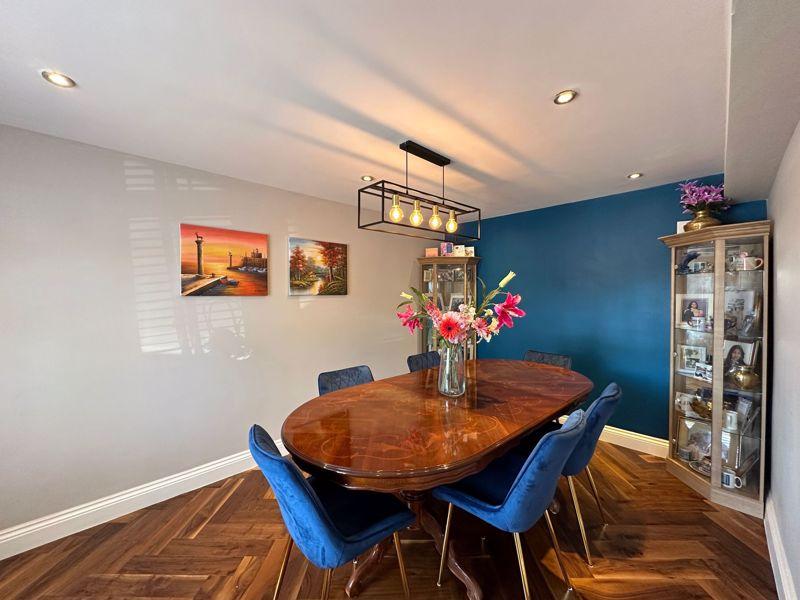 Braemar Gardens, London 5 bed semidetached house for sale £899,950