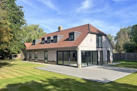 4 bedroom detached house for sale, off Horsham Road, Cranleigh