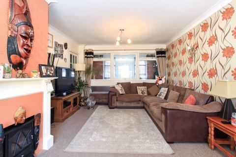 4 bedroom terraced house for sale, Longbridge Close, Tring
