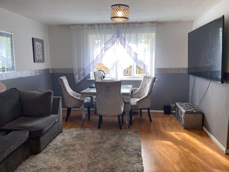 Morris Court, Enfield Island Village 2 bed flat for sale £235,000