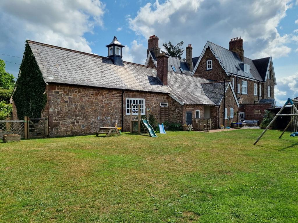 Barton House, Stoodleigh, Tiverton, Devon, EX16 5 bed house for sale