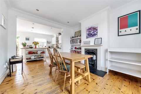 14 Victoria Avenue, Barnet, EN4 9PD