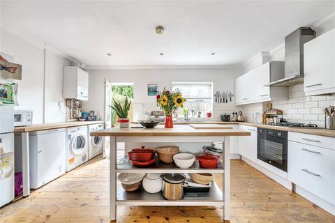 14 Victoria Avenue, Barnet, EN4 9PD