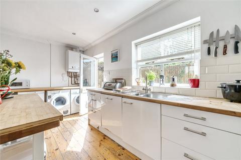 14 Victoria Avenue, Barnet, EN4 9PD