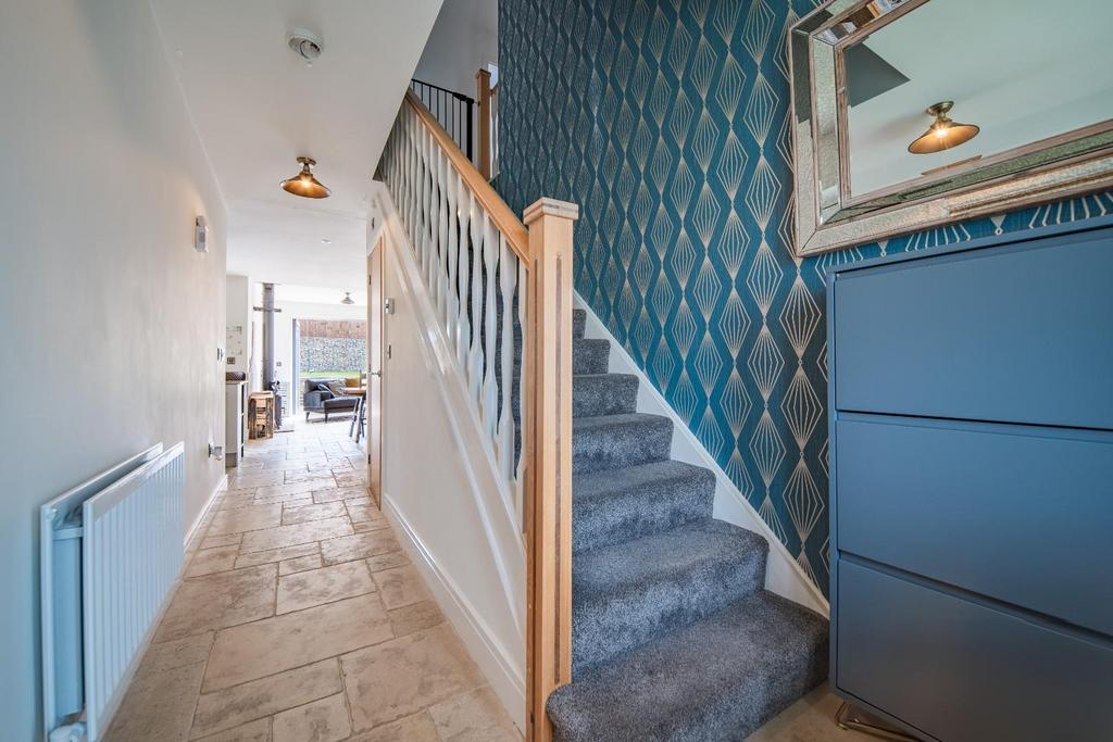 Entrance hall.jpg