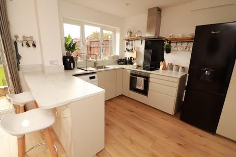 6 Merlin Way, Chipping Sodbury, Bristol, BS37 6XP