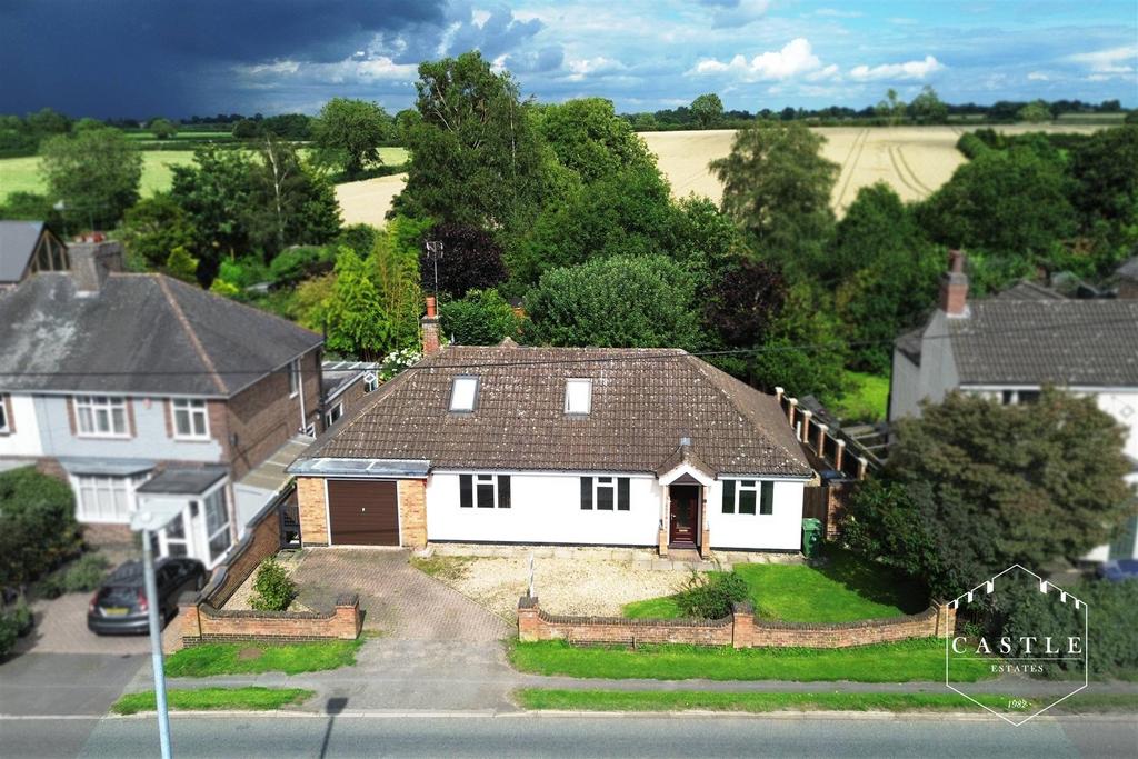 Dunton Road, Broughton Astley, Leicester 4 bed detached house for sale