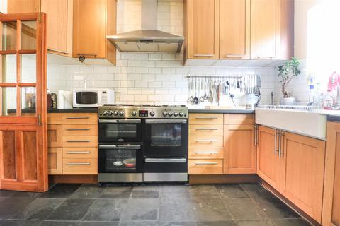 32 James Street, Epping, CM16 6RR