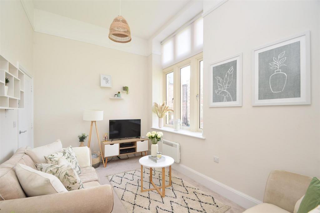 Oliver Road, Leighton Park, Shrewsbury 2 bed terraced house for sale