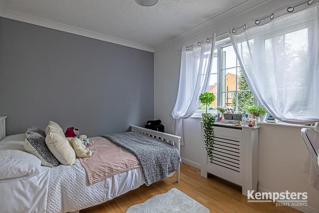 Bedroom 2 2nd.jpg
