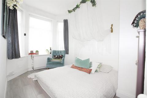 95a Claude Road, London, E10 6NF