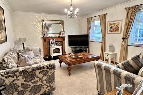 Orchard Croft Town Street, Shiptonthorpe, York, YO43 3PE