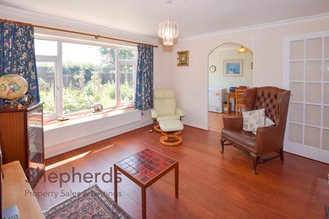 19 Brampton Close, Cheshunt, Waltham Cross, EN7 6HZ
