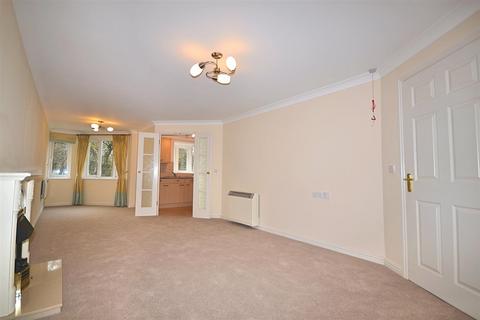 2 bedroom retirement property for sale, Culliford Road North, Dorchester