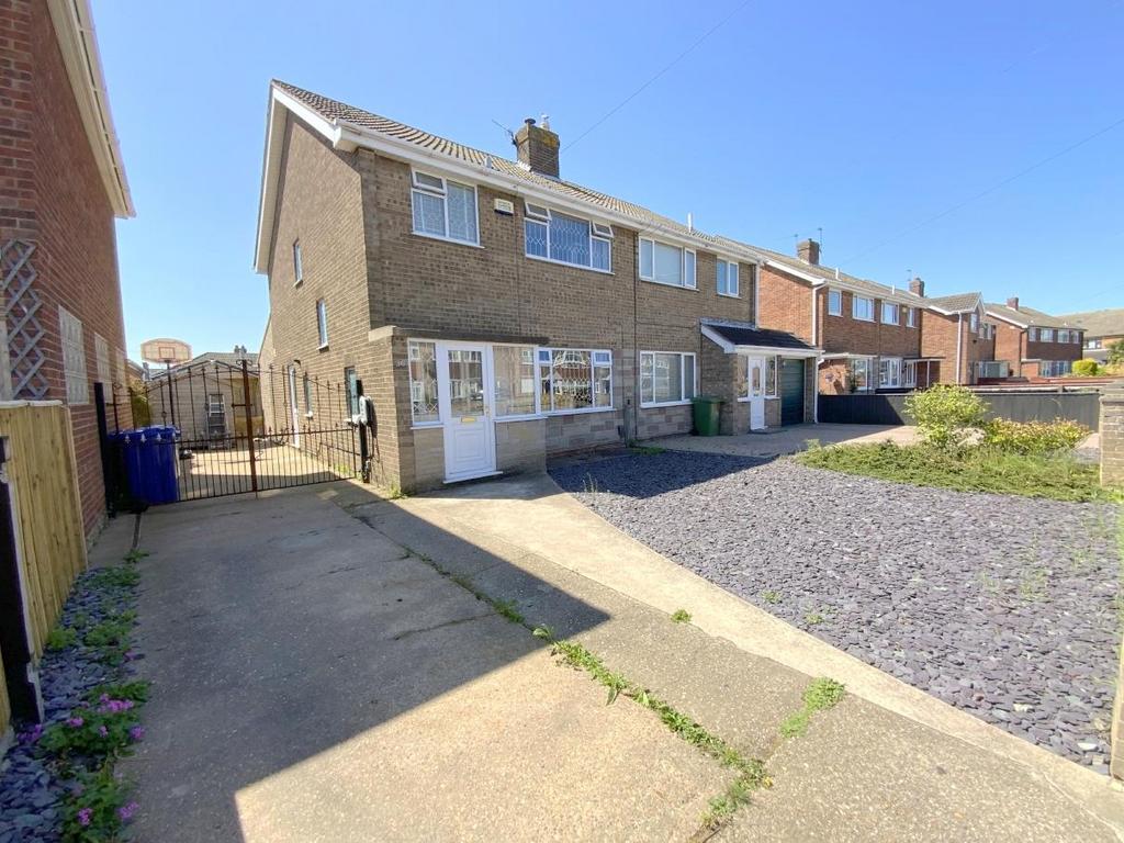 Middlethorpe Road, Cleethorpes 4 bed semidetached house for sale £