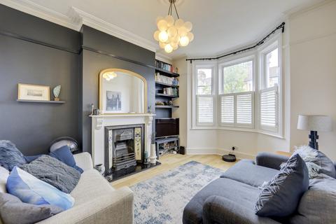 32 Brightside Road, London, SE13 6EW