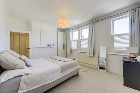 32 Brightside Road, London, SE13 6EW