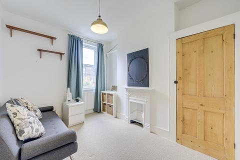 32 Brightside Road, London, SE13 6EW