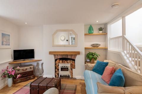2 bedroom cottage for sale, Rose Cottage, Church Close, Dartmouth