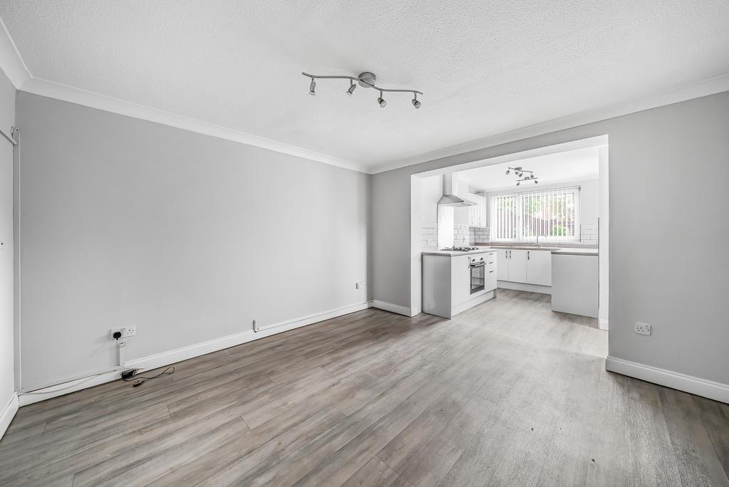 Stanwick Drive, Wymans Brook... 3 bed detached house £1,350 pcm (£312 pw)