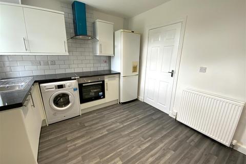 2 bedroom apartment to rent, Loretto Street, Carntyne, Glasgow