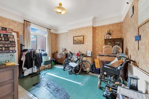 65 Wrottesley Road, London, SE18 3EW