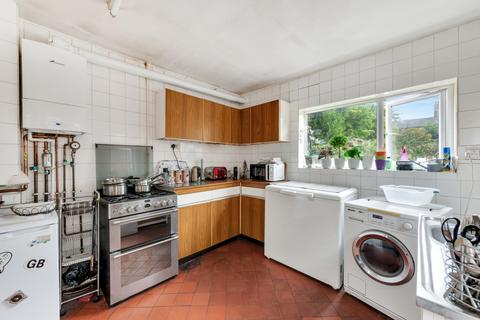 65 Wrottesley Road, London, SE18 3EW