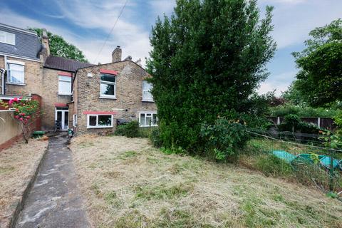 65 Wrottesley Road, London, SE18 3EW