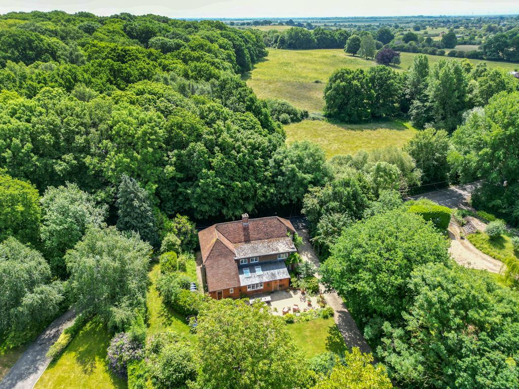 Appledore, Ashford, Kent TN26 2BJ 5 bed detached house for sale £