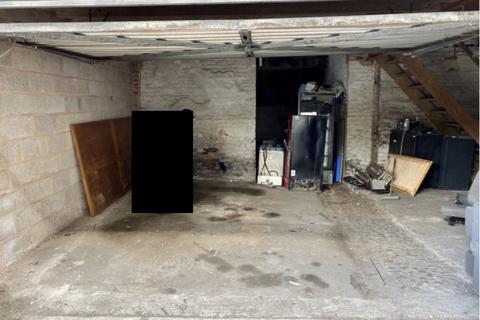 Garage to rent, City centre Garage, 2 st nicholas street, Hereford, Herefordshire, HR4 0BQ