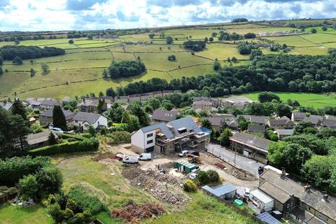 5 bedroom detached house for sale, Little Croft Close, Greenfield Road, Holmfirth, West Yorkshire, HD9 2LP