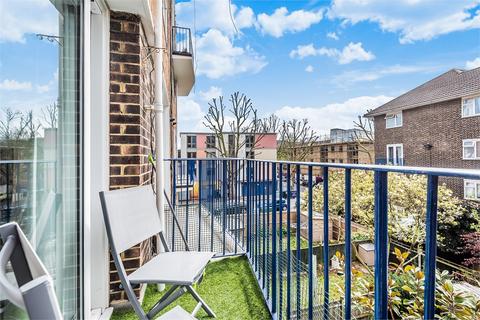 3 bedroom apartment for sale, Manor Estate, London, SE16