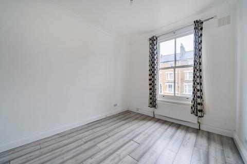2 bedroom flat for sale, Endwell Road, London, SE4
