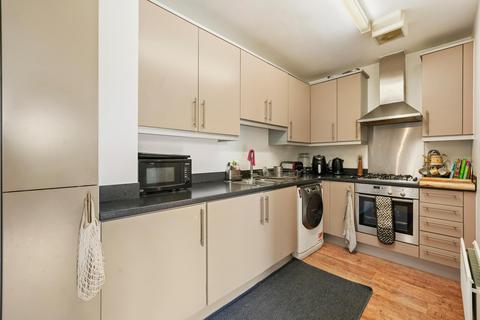3 bedroom apartment to rent, Emily Duncan Place, London, E7