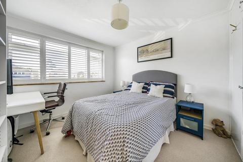 12 High Broom Crescent, West Wickham, BR4 0RG