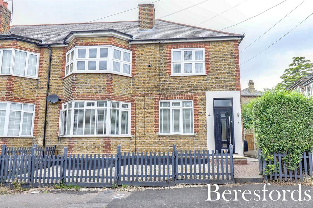 Kings Chase, Brentwood, CM14 2 bed for sale £350,000