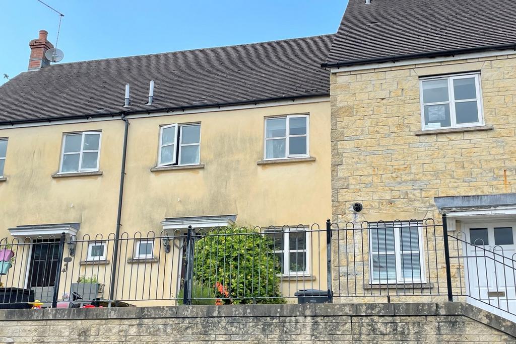 Bruton, Somerset, BA10 3 bed terraced house for sale £280,000