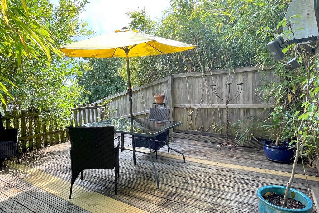 Bruton, Somerset, BA10 3 bed terraced house for sale £280,000